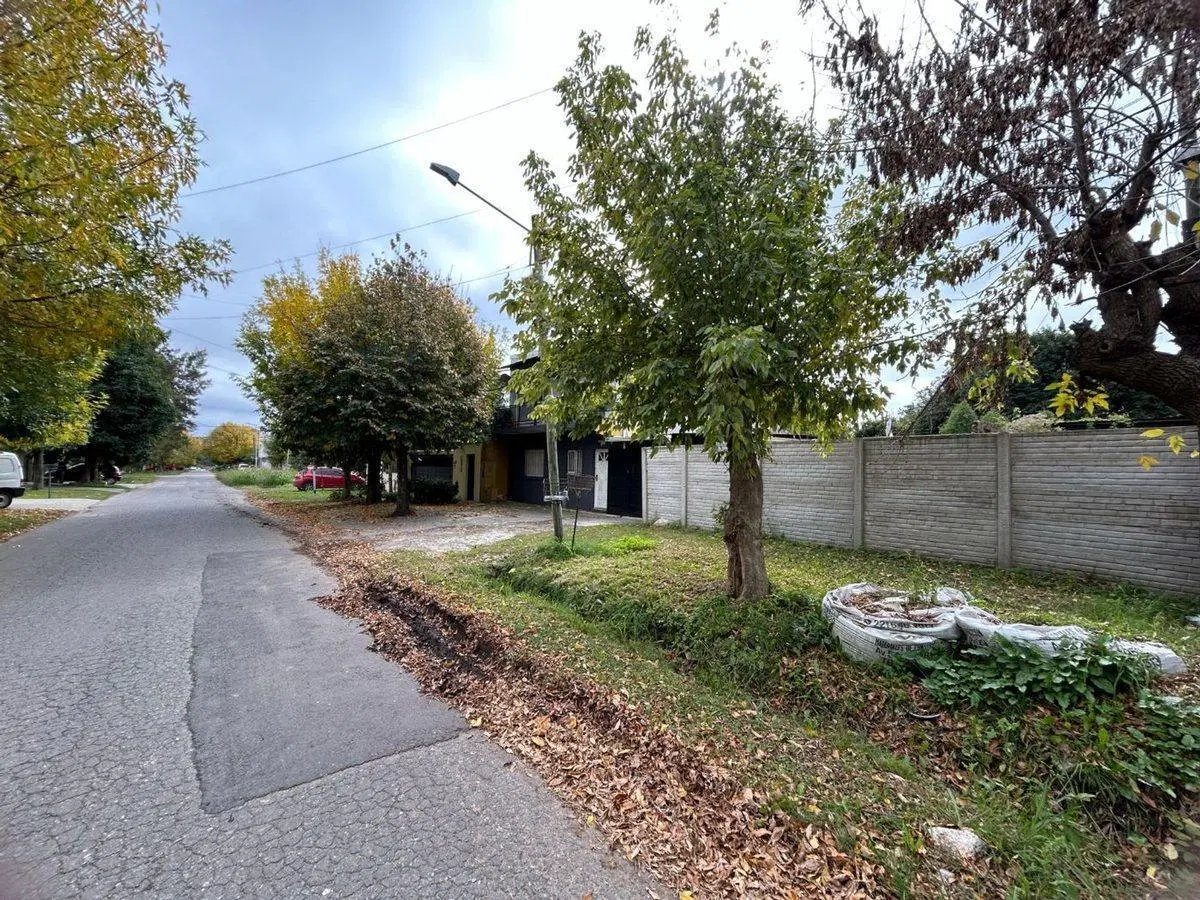 Lote en venta en Hernandez La Plata 2