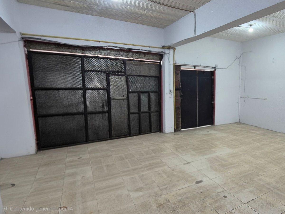 Foto de LOCAL COMERCIAL c/CASA y DPTOS en Fcio. Varela, imagen 4