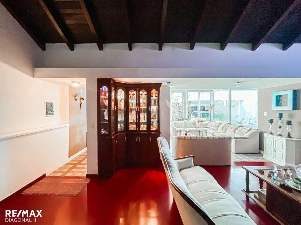 CASA EN VENTA EN LA PLATA 2