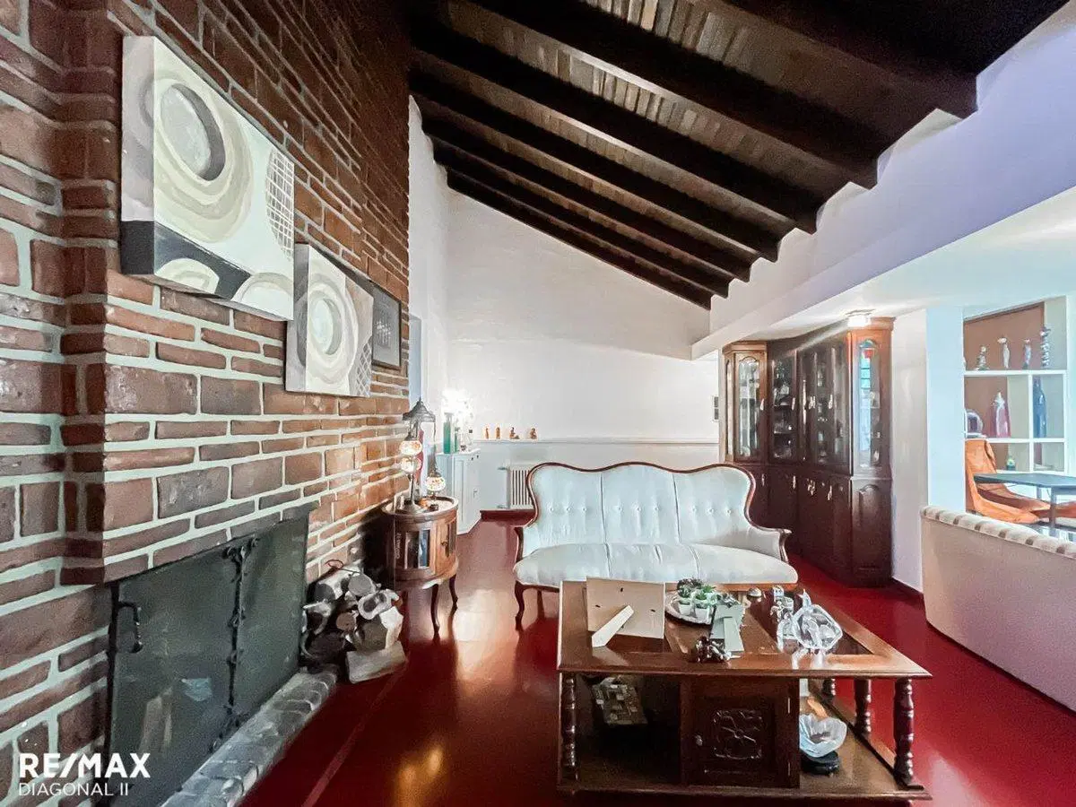 CASA EN VENTA EN LA PLATA 5