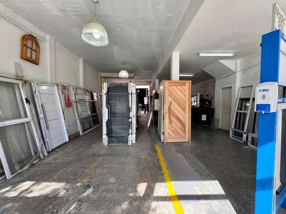 Local y Departamento en Venta Avenida 32, La Plata 2