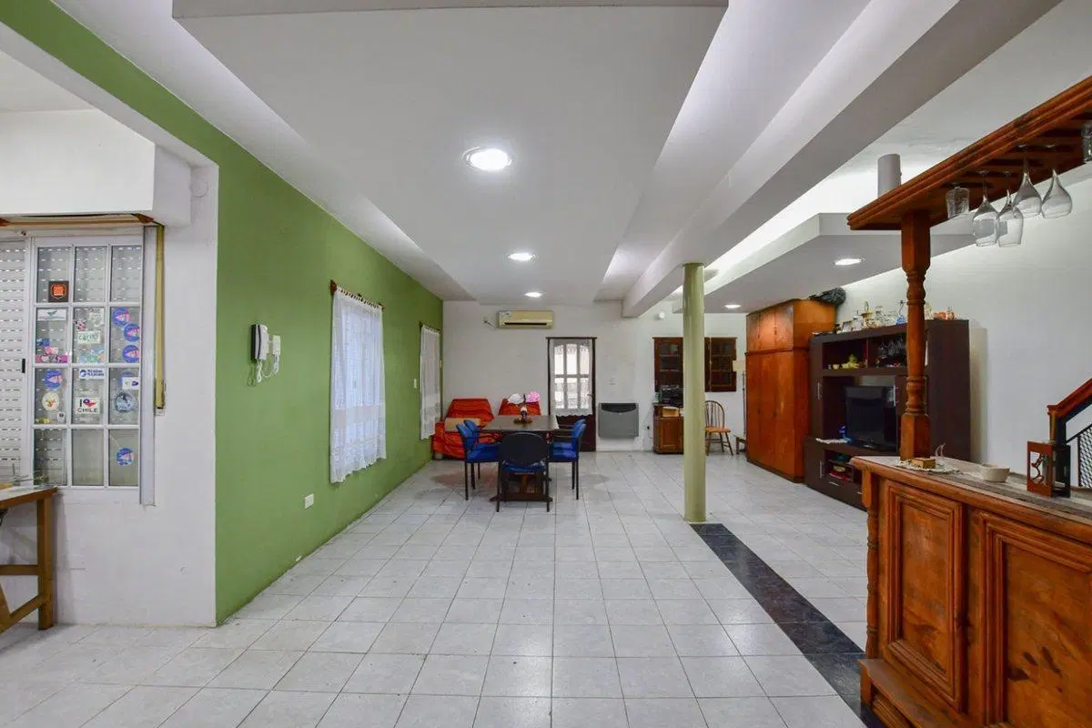 CASA EN VENTA TOLOSA 4