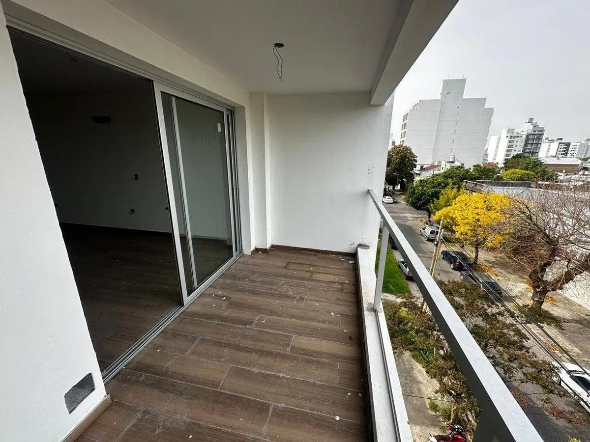 MONOAMBIENTE A ESTRENAR EN VENTA LA PLATA 3