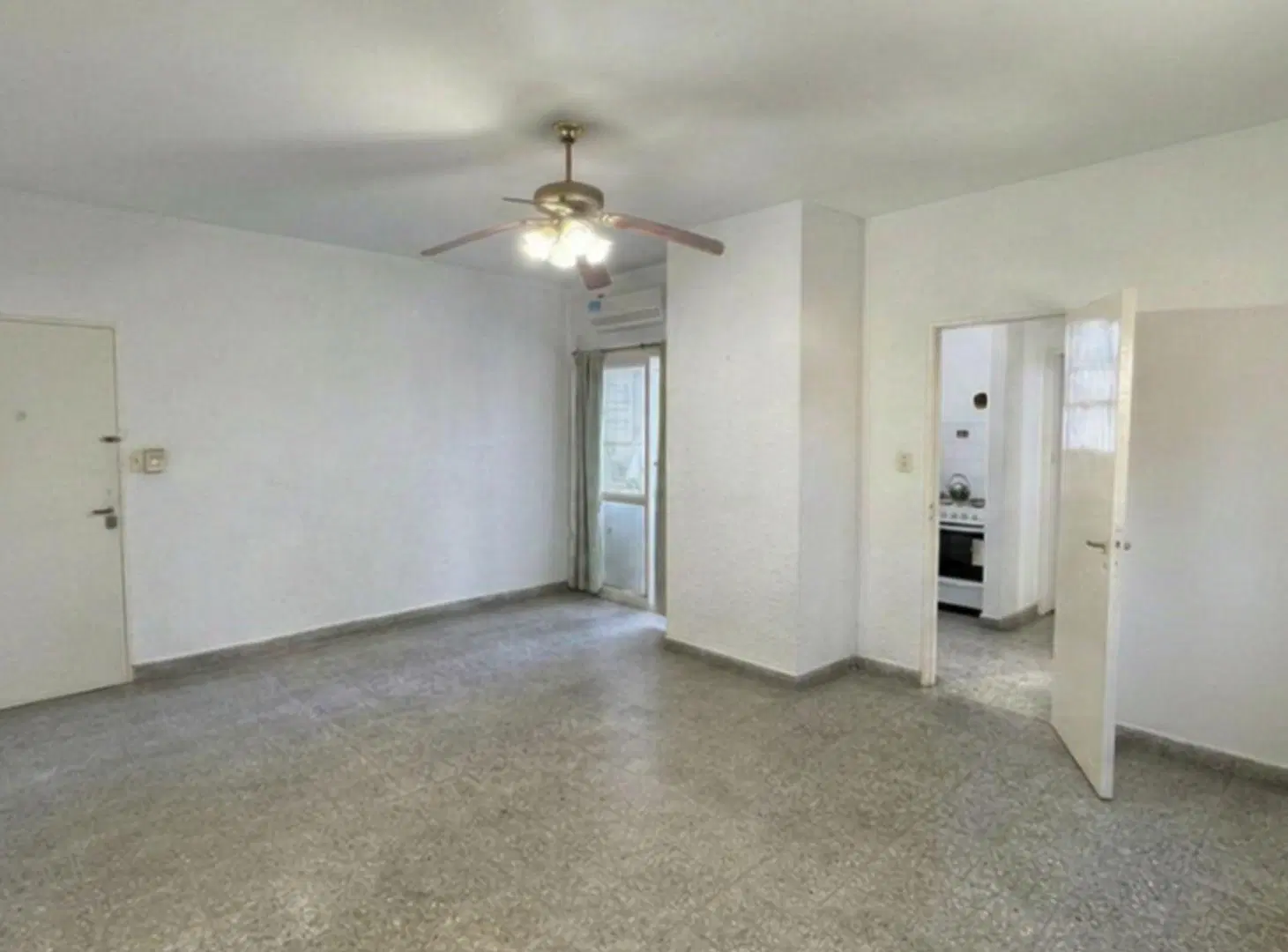 VENTA 2 AMBIENTES- APTO BANCO LA PLATA CASCO 3