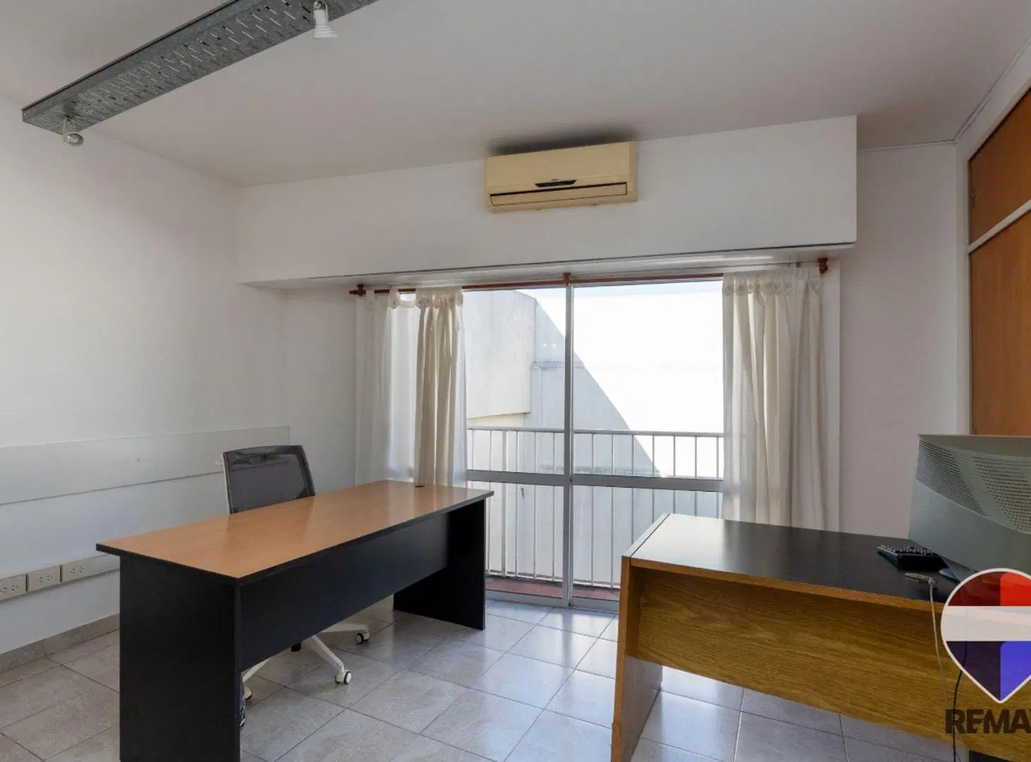 VENTA AMPLIO DEPTO 4 AMB - PARQUE PATRICIOS 5