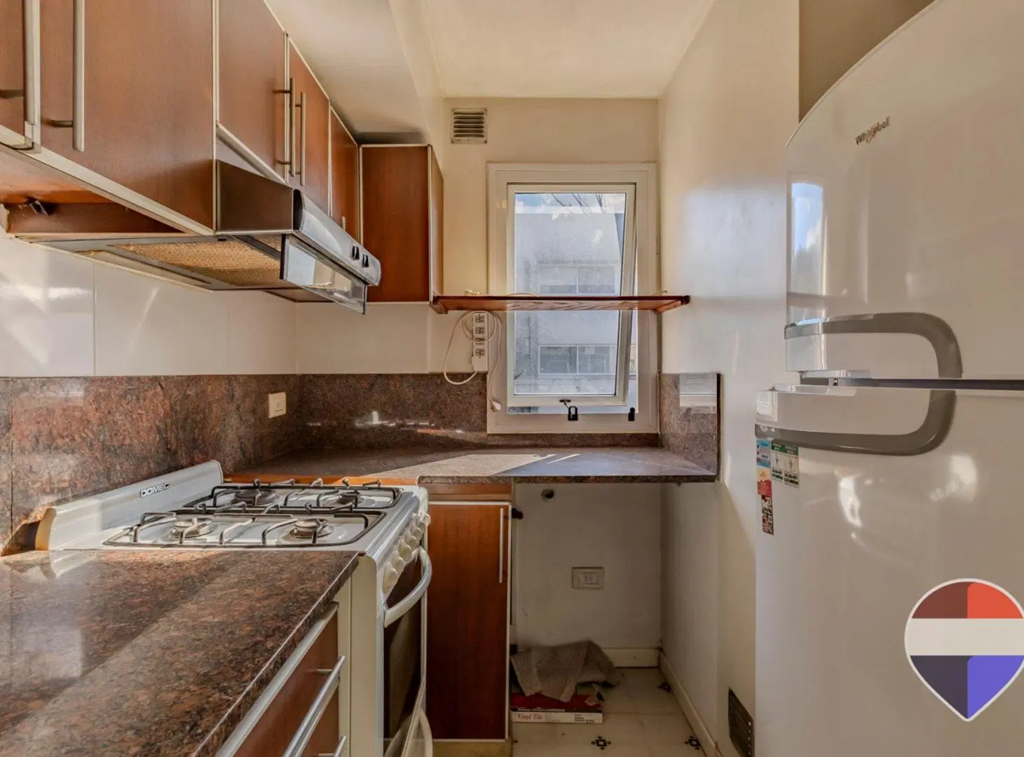 TRIPLEX EN VENTA, 2 DORMITORIOS, CON COCHERA 3