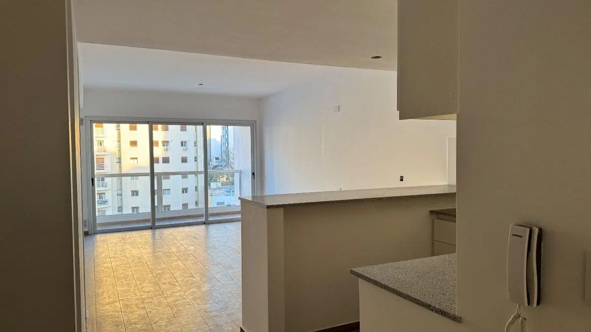 MONOAMBIENTE EN VENTA en La Plata – PISO 1 2