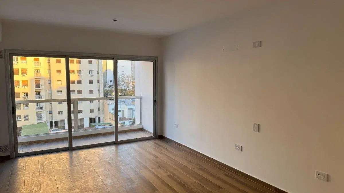 MONOAMBIENTE EN VENTA en La Plata – PISO 1 4