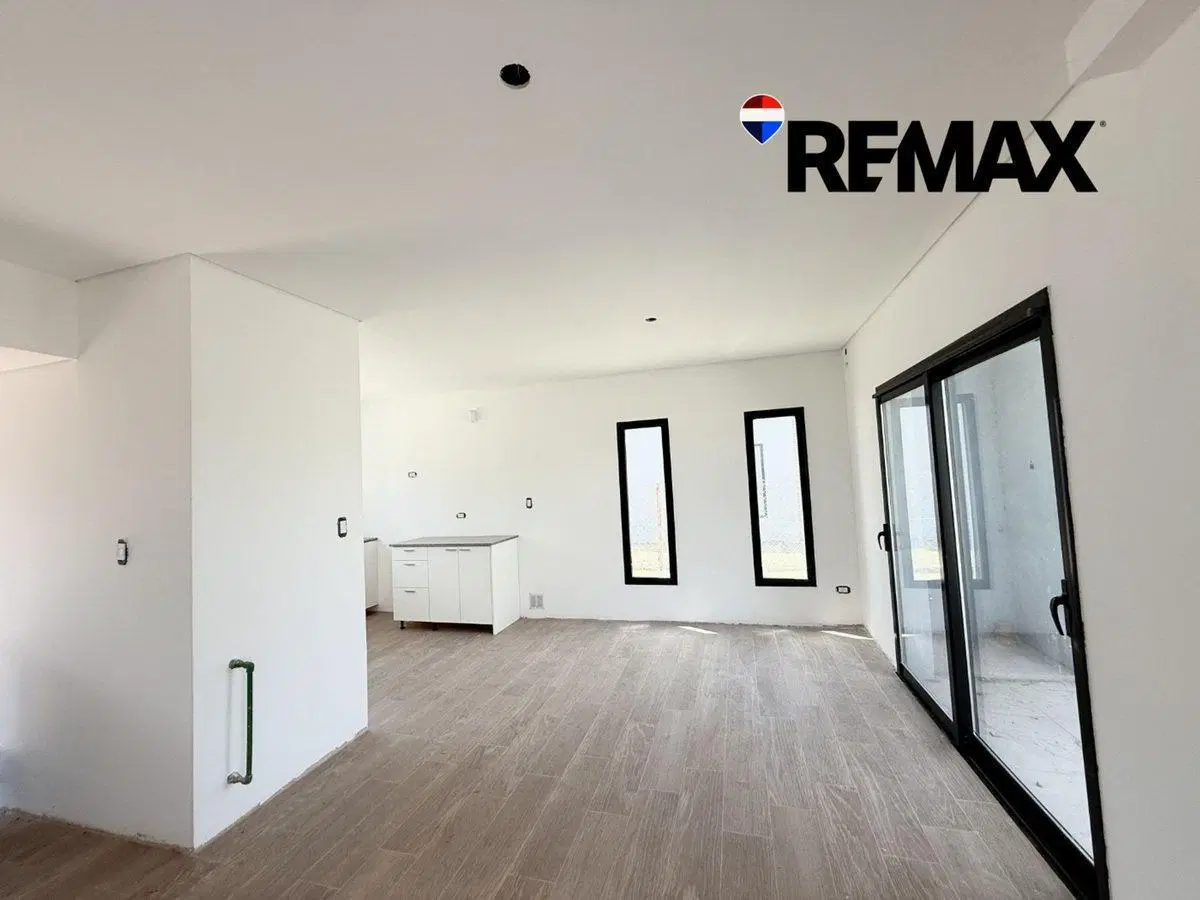 CASA EN VENTA 3 DORMITORIOS - MANUEL B GONNET 3