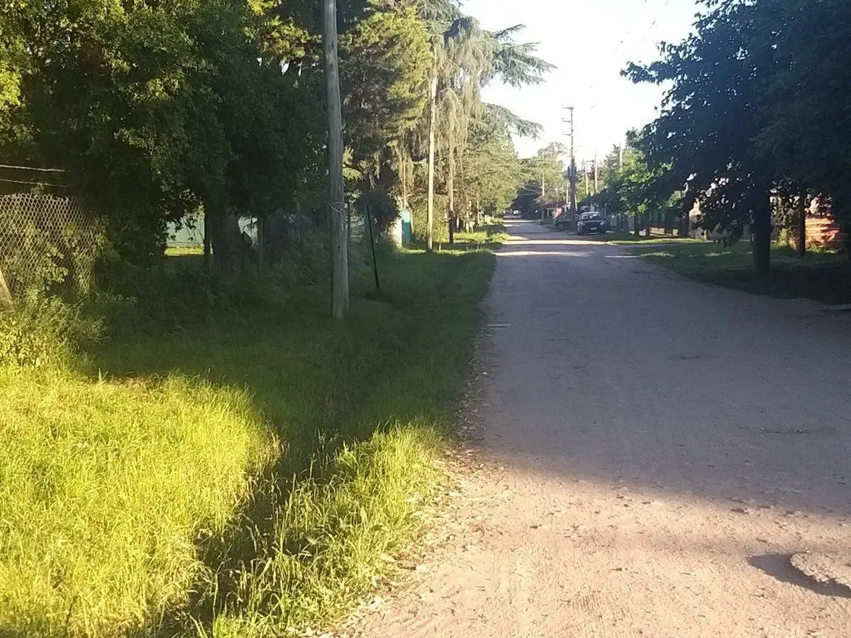 LOTE EN VENTA ARTURO SEGUI 5