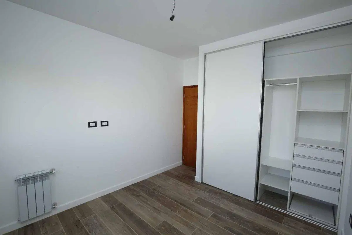 DEPARTAMENTO EN VENTA LA PLATA 2