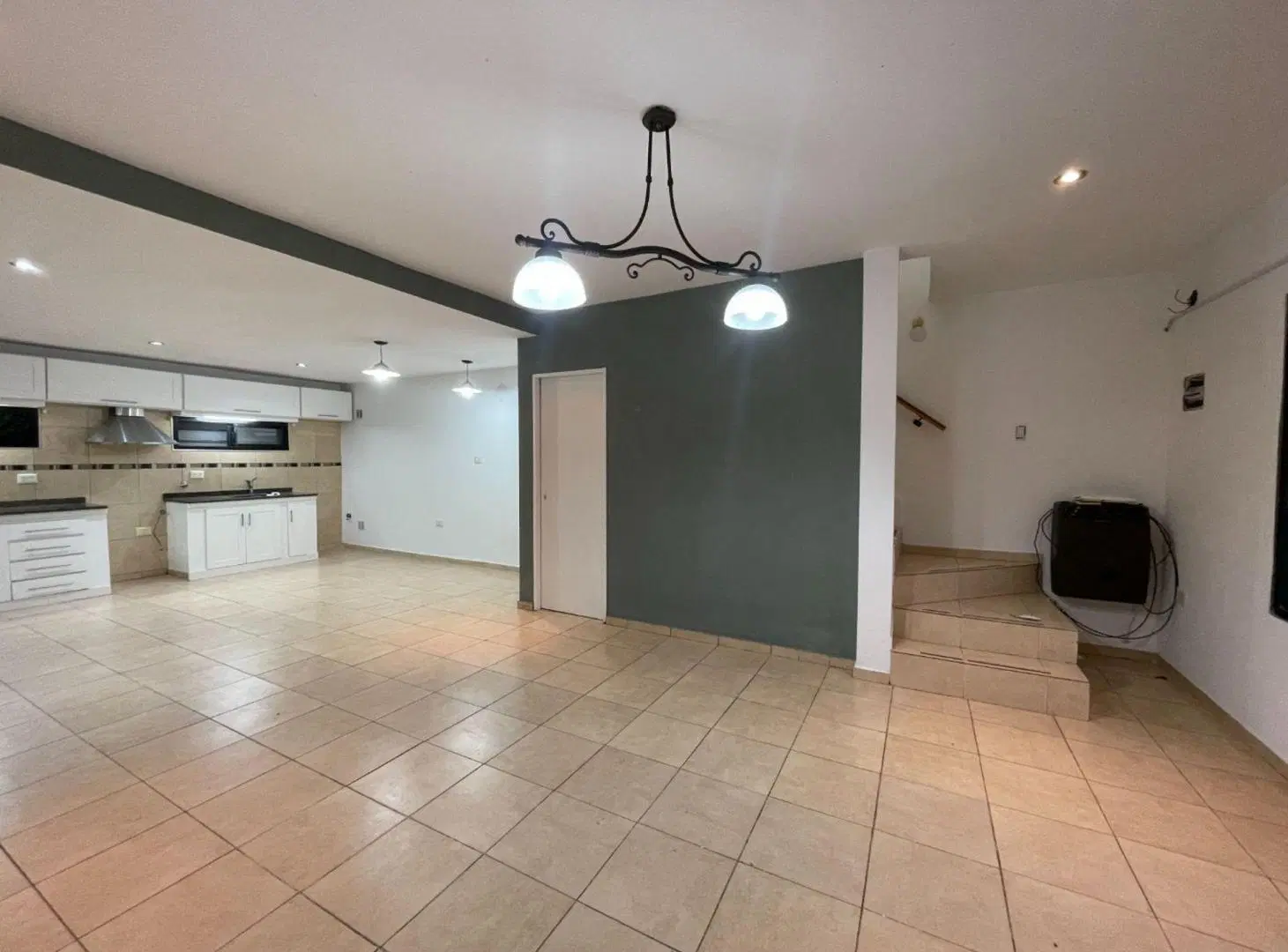 CASA EN VENTA EN CITY BELL 2
