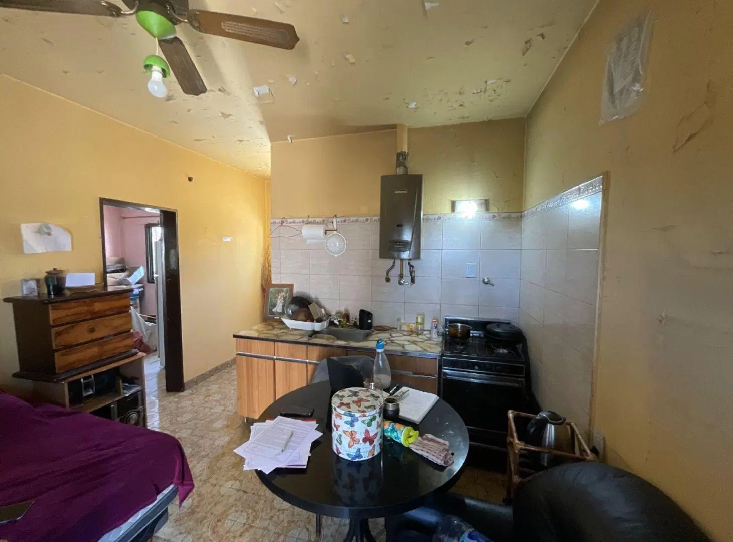 CASA EN VENTA EN QUILMES CON DEPARTAMENTO 4