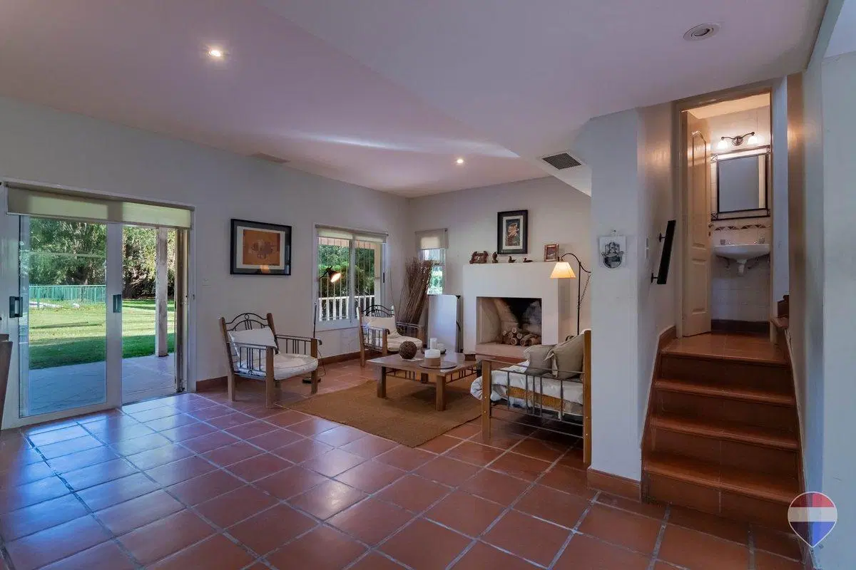 CASA EN VENTA CAMPOS DE ROCA 3 DORMITORIOS 5