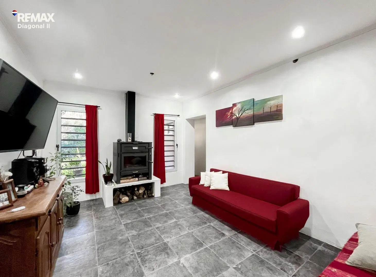 CASA EN VENTA 4 DORM. LOTE 1870 M2 LA PLATA 5