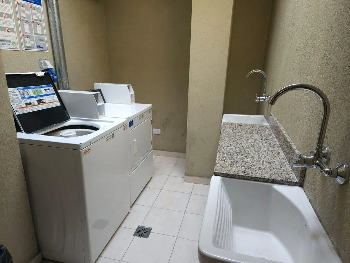 DEPARTAMENTO MONOAMBIENTE EN VENTA EN MONSERRAT 5