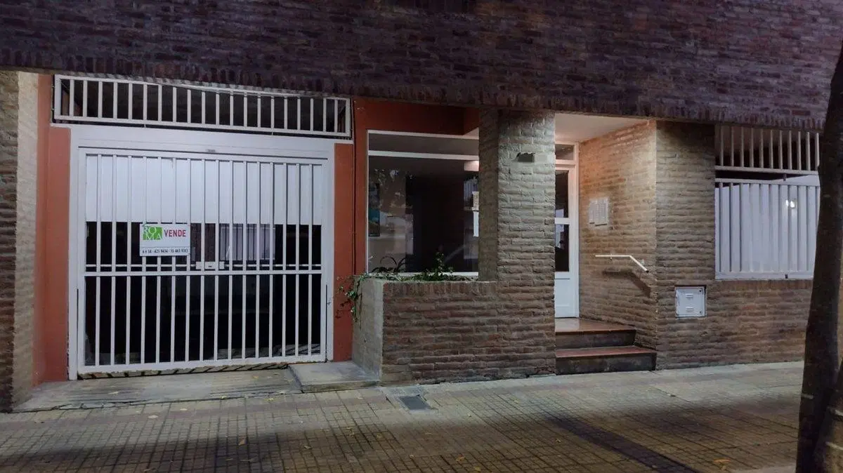 Cochera en venta en La Plata 3
