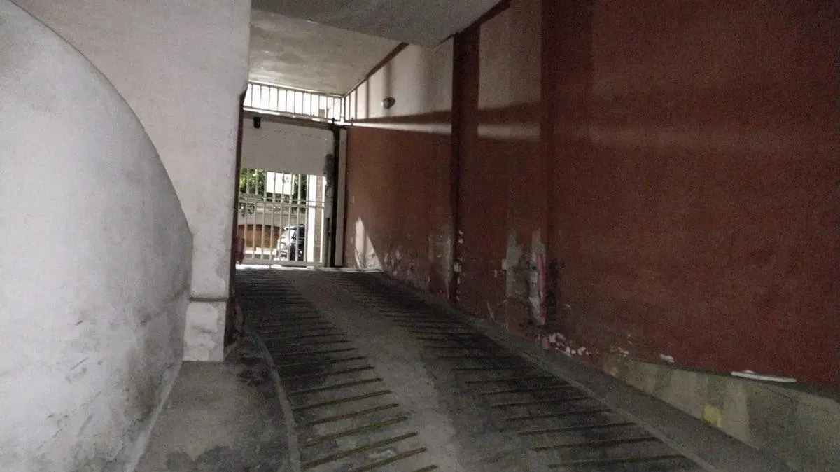 Cochera en venta en La Plata 2