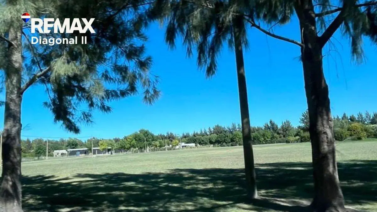 LOTE EN VENTA EN CAMPOS DE ROCA 2 4