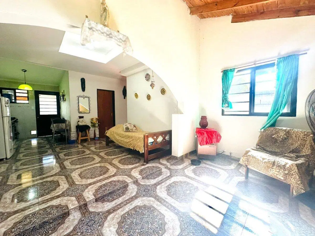 CASA EN VENTA EN MELCHOR ROMERO 4