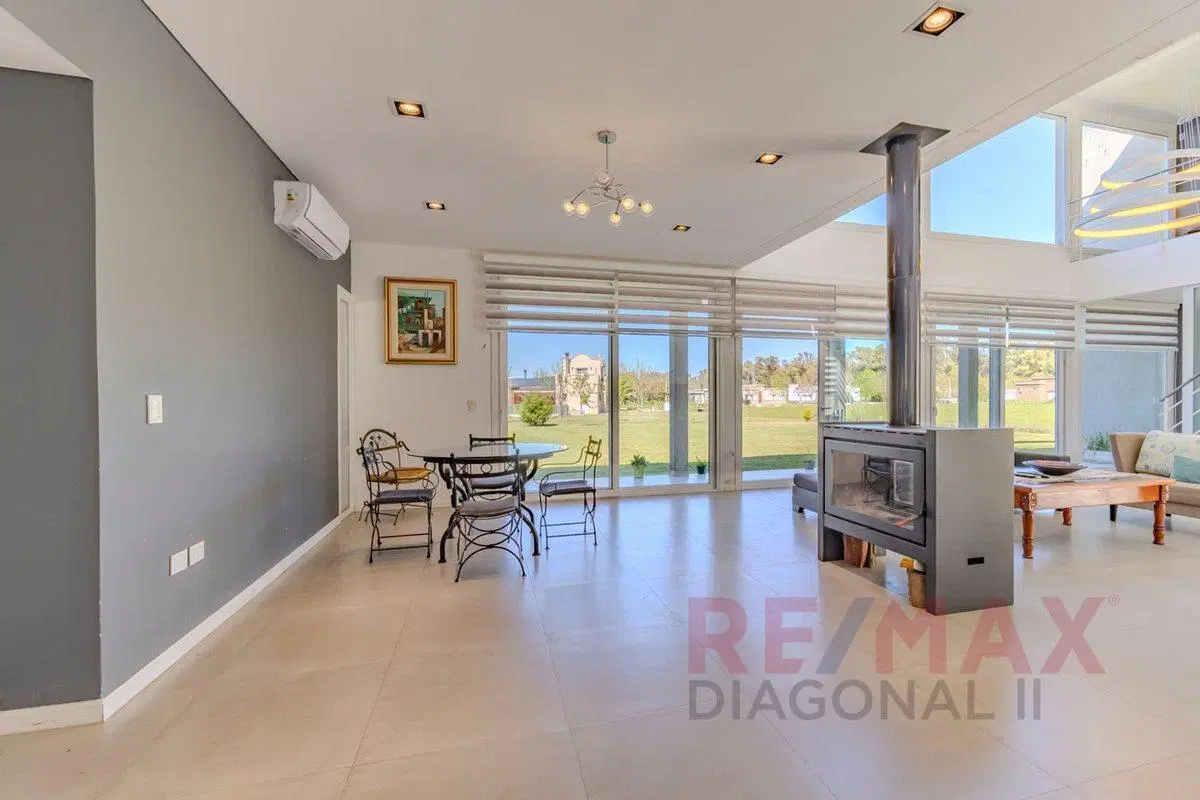 Casa en CAMPOS DE ROCA 2  VENTA 2