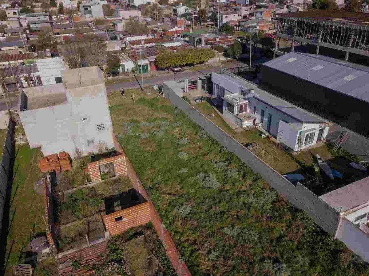 LOTE EN VENTA EN LA PLATA 4