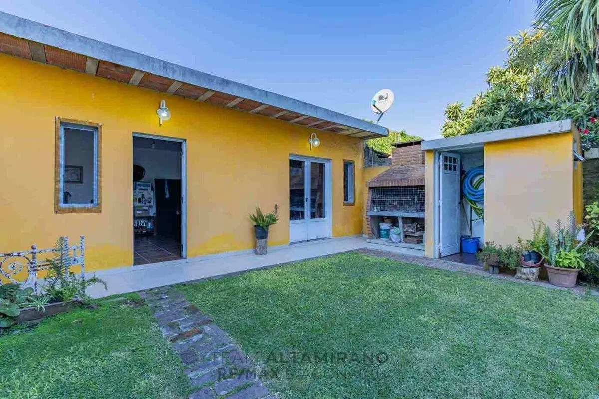 CASA EN VENTA EN LA PLATA 4
