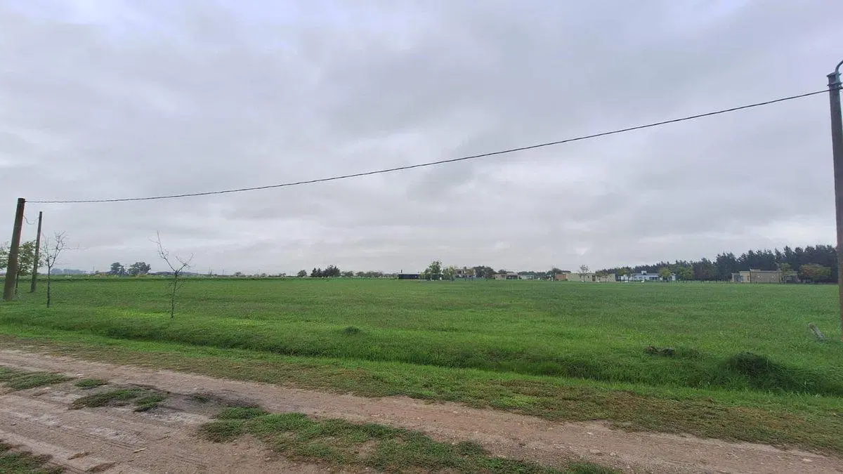 LOTE EN VENTA CAMPOS DE ROCA 2 3