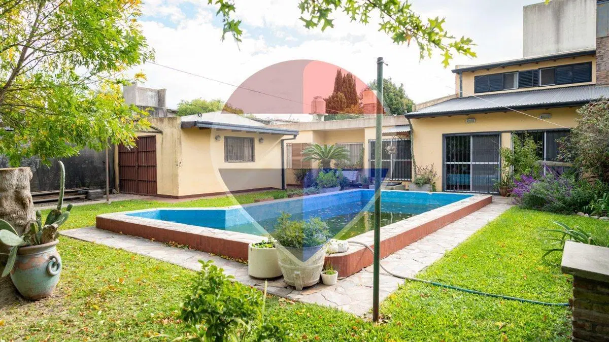 CASA EN VENTA EN VILLA DEL PLATA 2