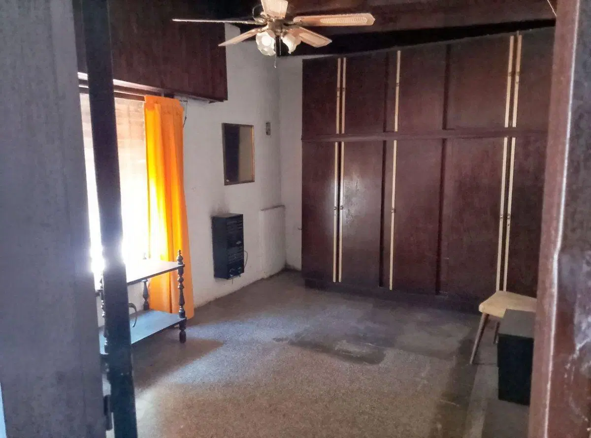 Casa en PH a remodelar o desarrollo en Berisso 2