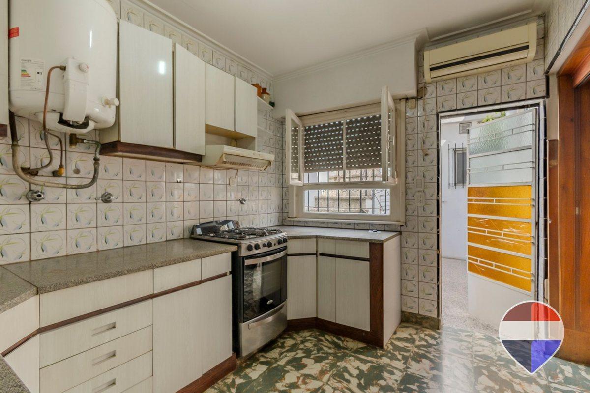 Foto de CASA EN VENTA CON TERRAZA Y COCHERA., imagen 4