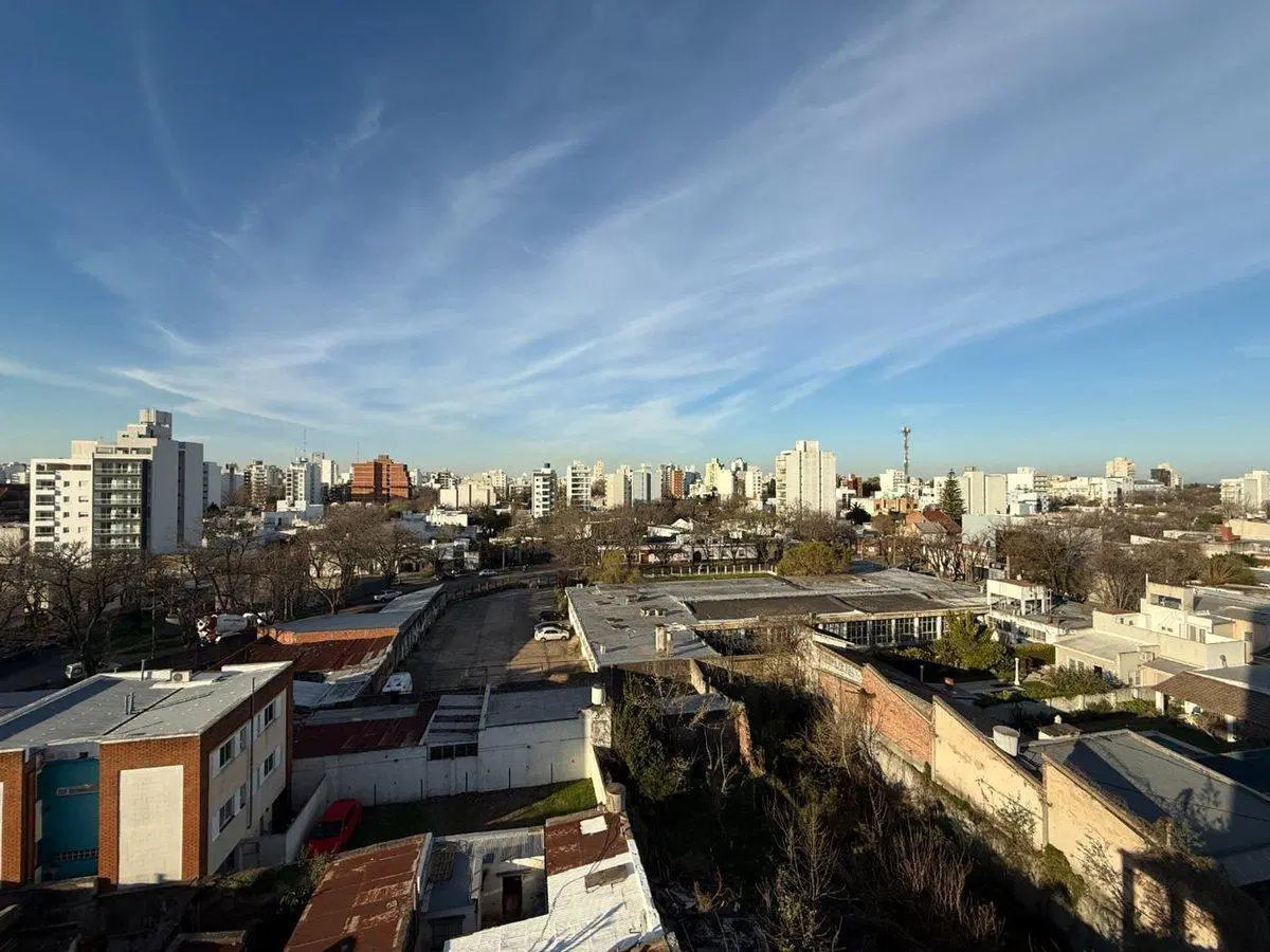 DEPARTAMENTO EN VENTA LA PLATA 3