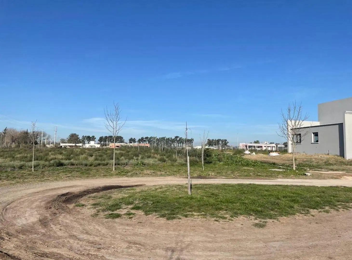 TERRENO EN VENTA LA CAÑADA I CITY BELL 3
