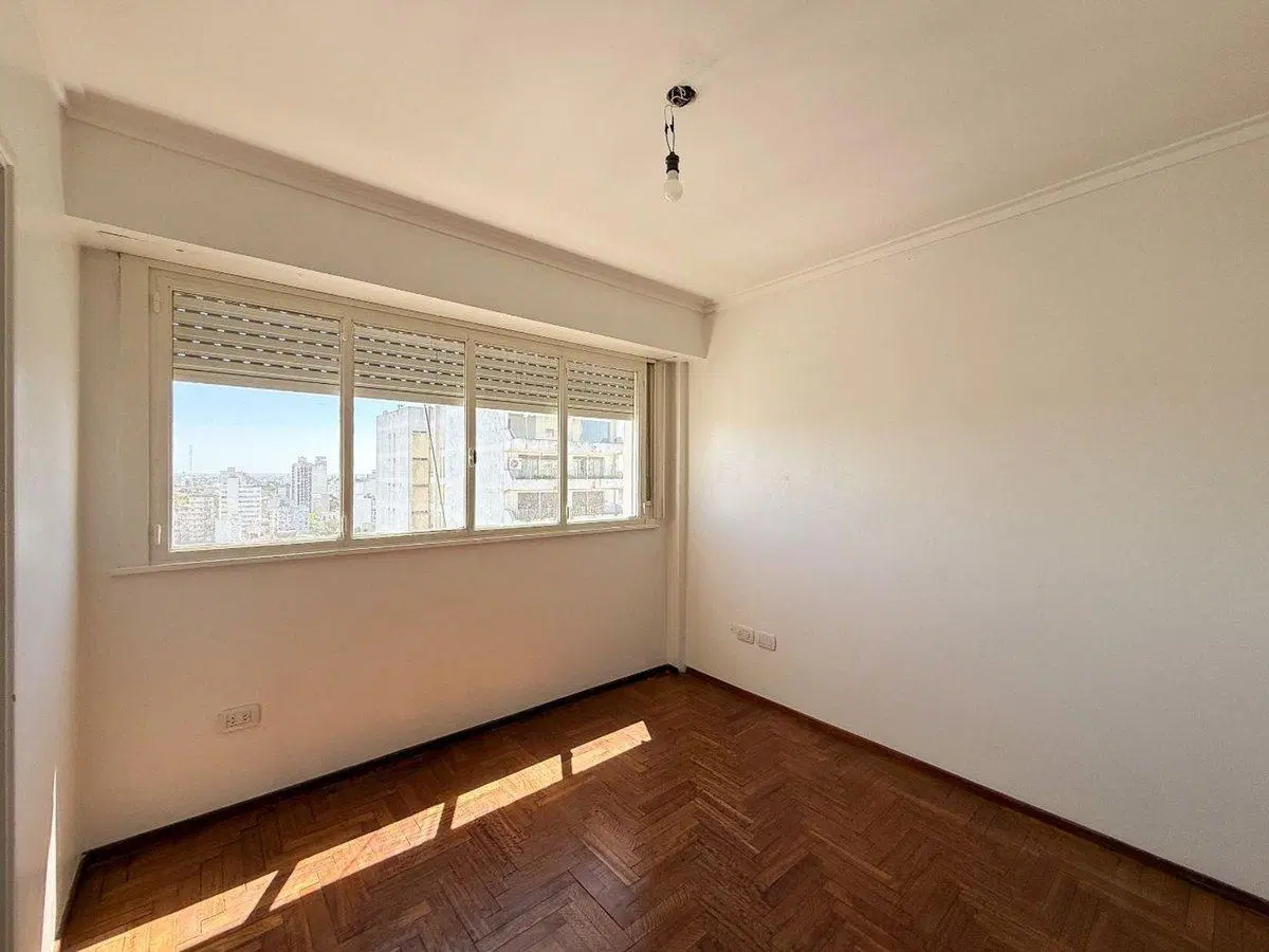 Departamento de 2 Dormitorio con Estudio y cochera 5