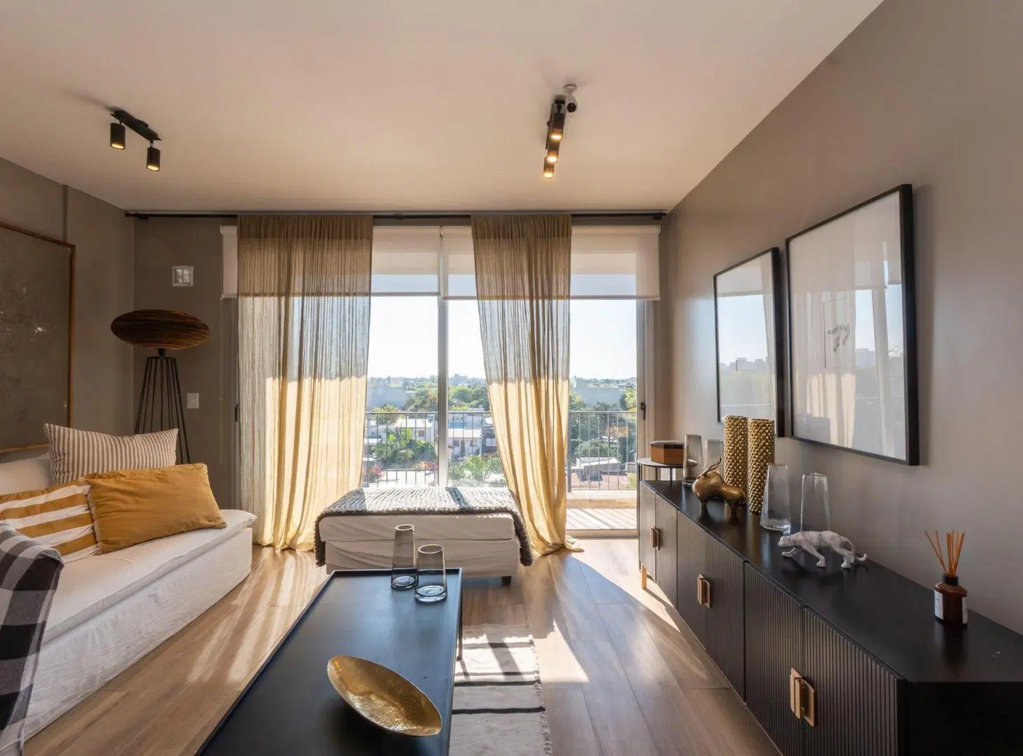 DEPARTAMENTO EN VENTA LA PLATA 5
