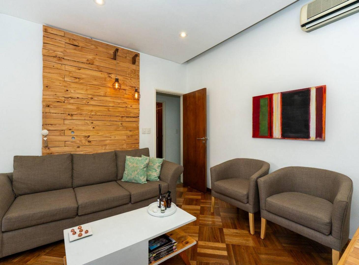 Foto de CASA EN VENTA 5 AMB EN VILLA SARMIENTO ZONA WARD, imagen 1