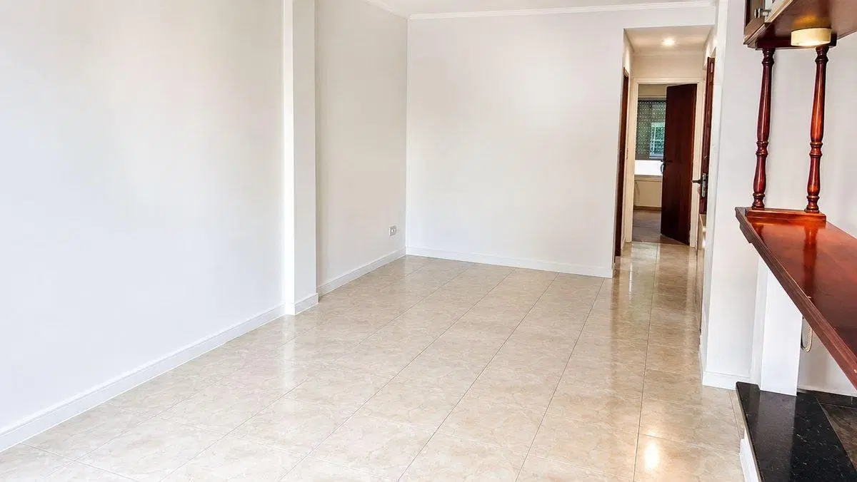 DEPARTAMENTO  EN VENTA DE 2 AMBIENTES CON COCHERA 4