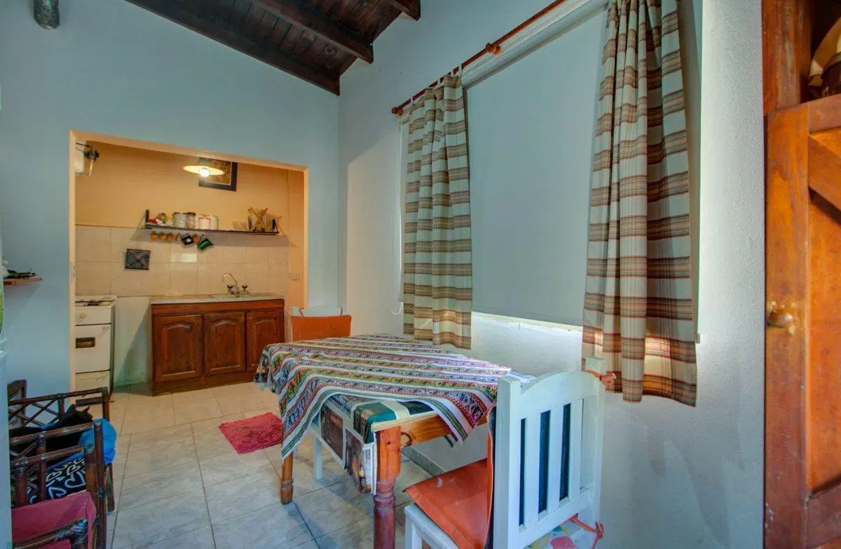 CASAS EN VENTA EN LA PLATA CON JARDIN 3