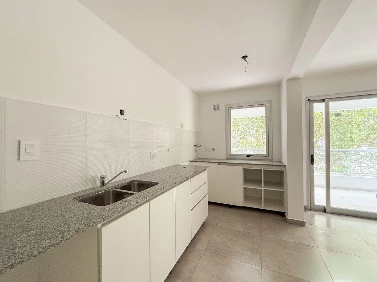 Departamento 2 dormitorios en venta, La Plata 3