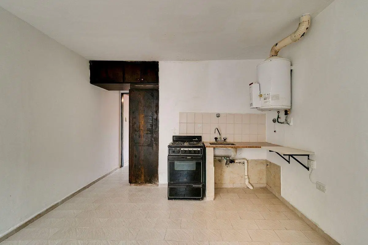 PH EN VENTA EN LA PLATA , 1 DORMITORIO CON JARDIN 2