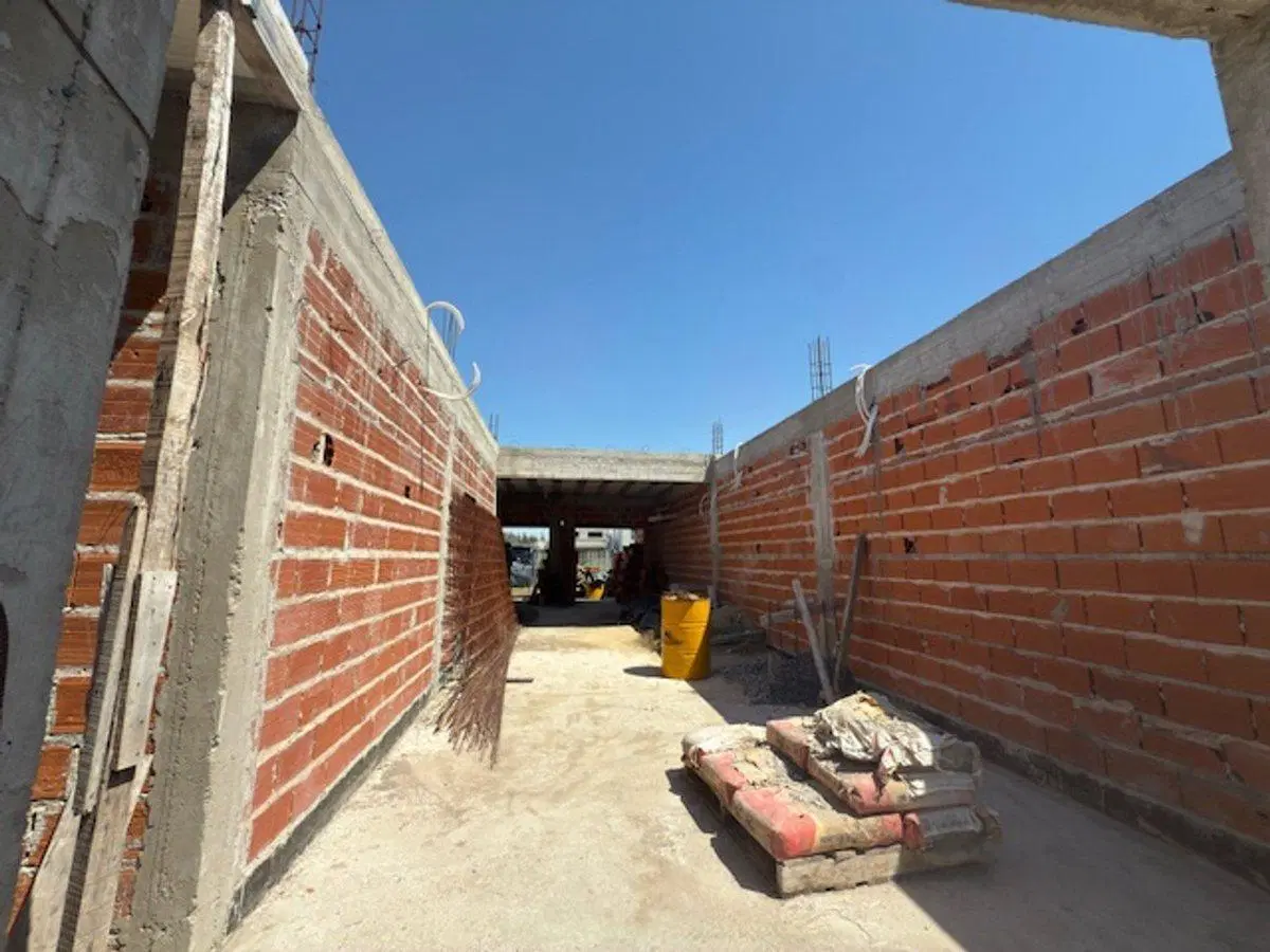 LOTE EN VENTA EN EL QUIMILAR CON CONSTRUCCION 5