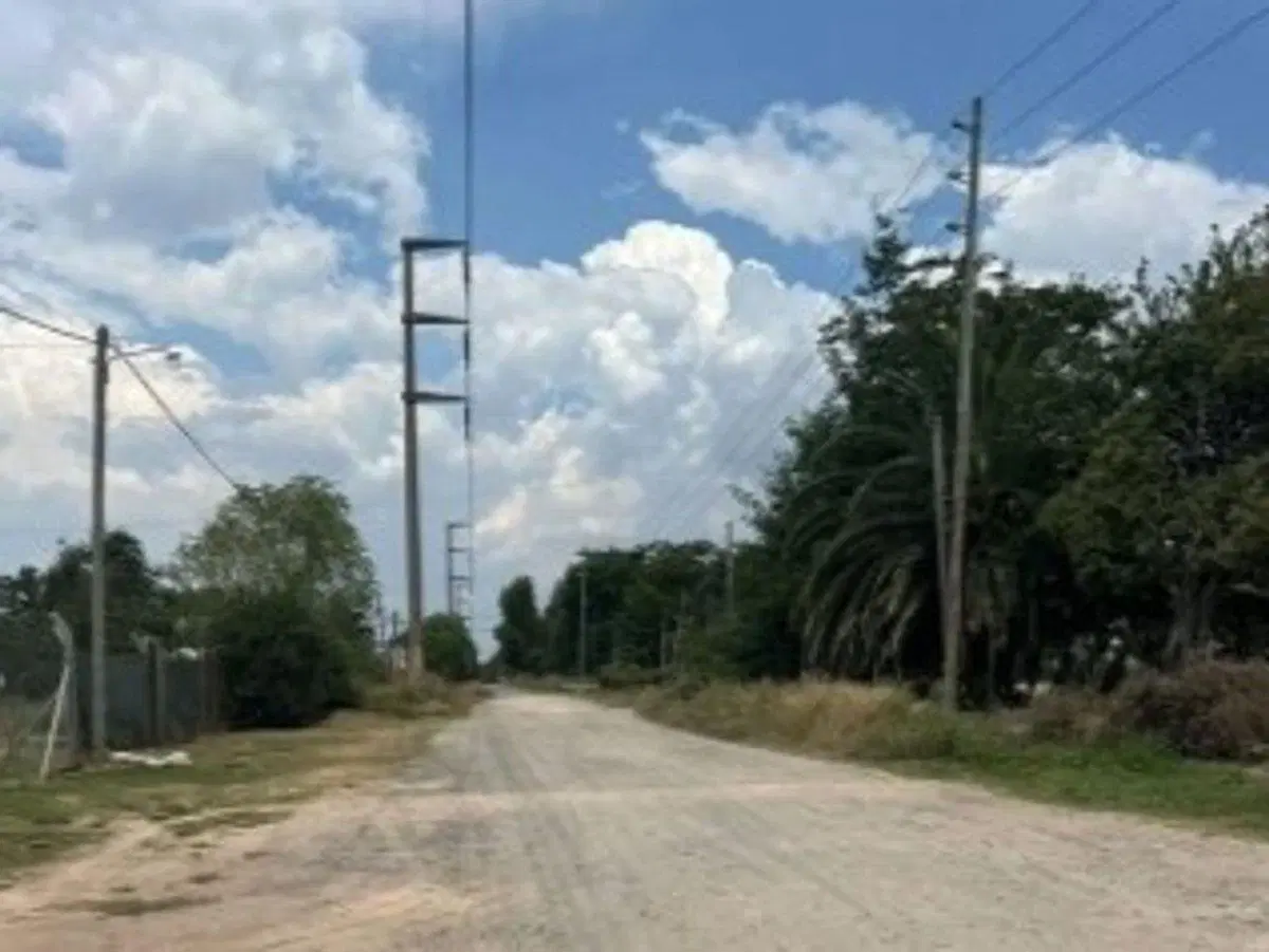 Lote de terreno con servicios en VENTA San Carlos 8