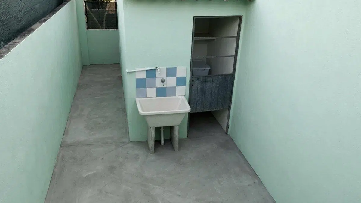 ESQUINA COMERCIAL "EN VENTA" - Villa Domínico 5