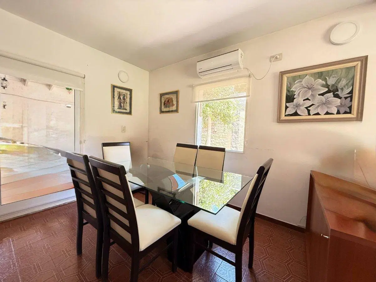 Casa en venta El Pato Country Club frente al golf 3
