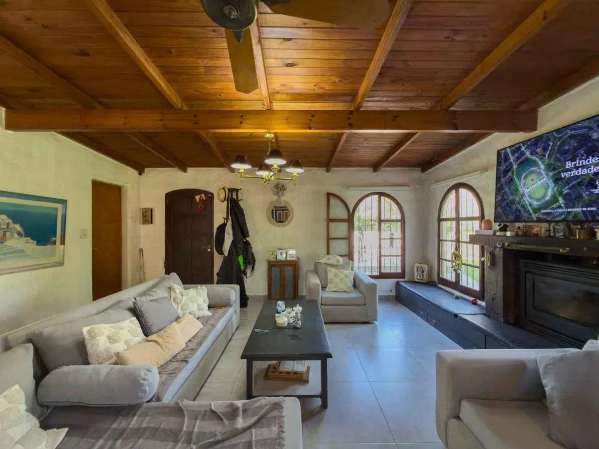 CASA EN VENTA EN VILLA ELISA 2