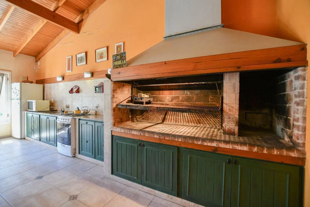 CASA EN VENTA LA PLATA 8