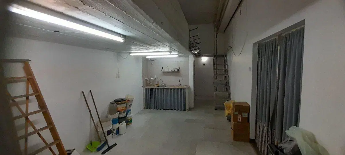 Local en Venta en La Plata 3