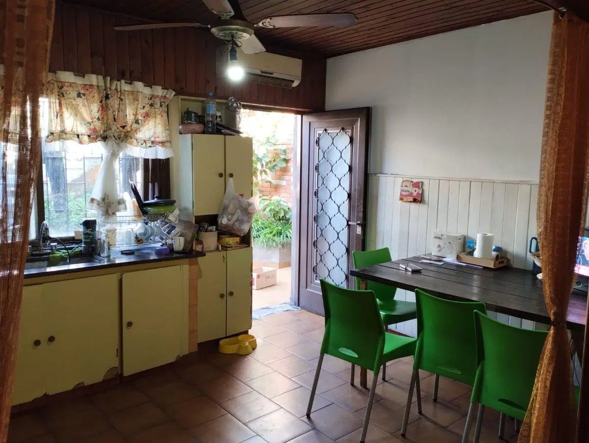CASA, DEPARTAMENTO Y GALPON EN VENTA EN LA PLATA 2