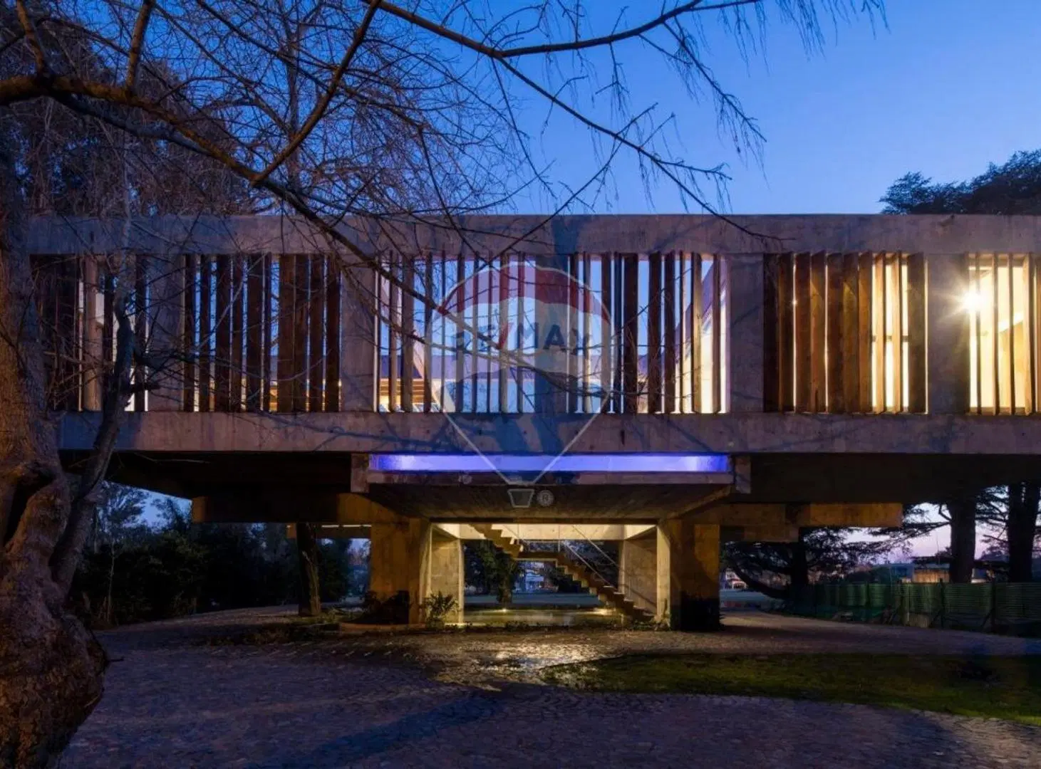 CASA EN VENTA ABRIL CLUB DE CAMPO 2