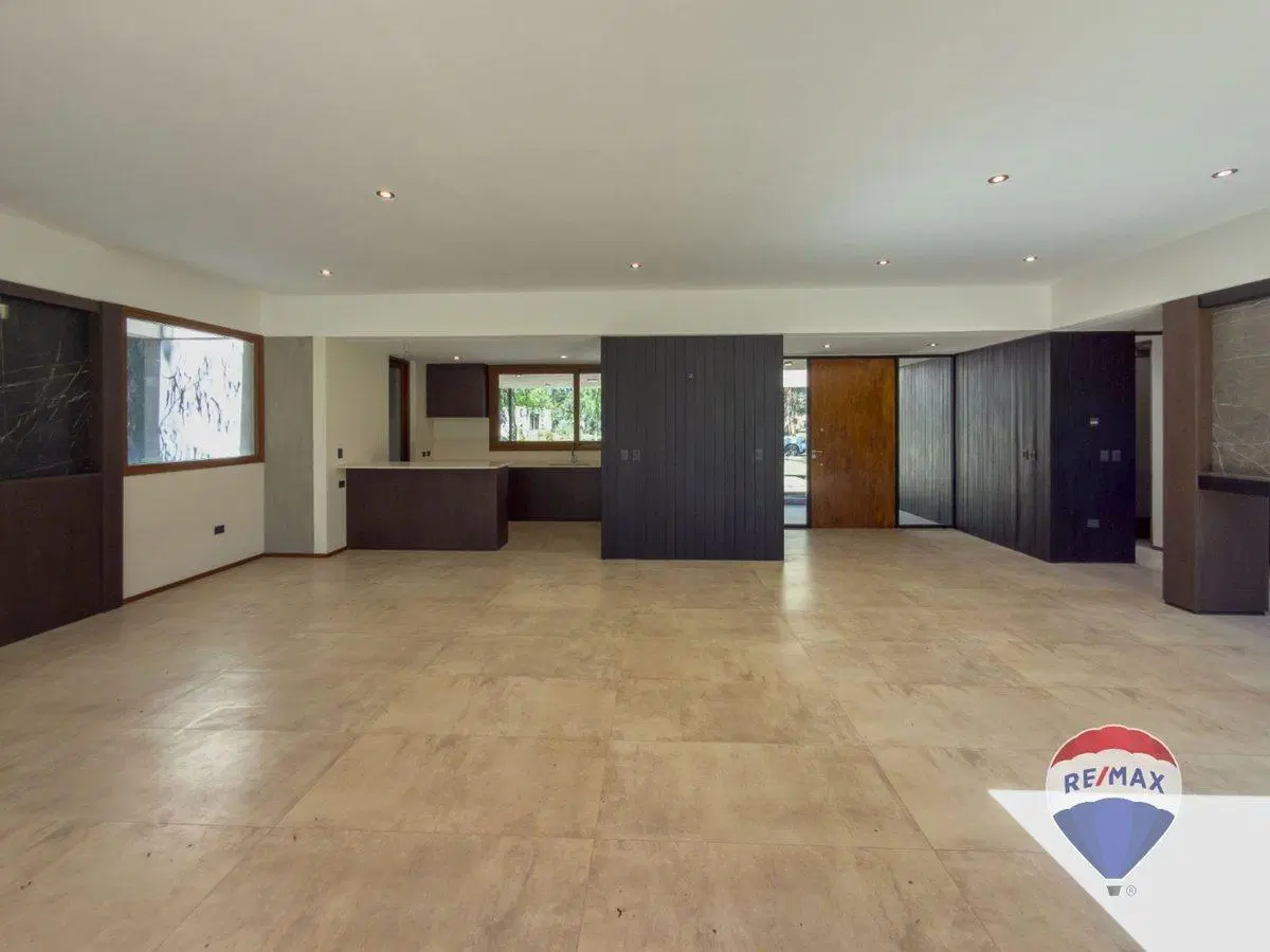 CASA EN ALQUILER Y VENTA MIRALAGOS, 3 dormitorios 4